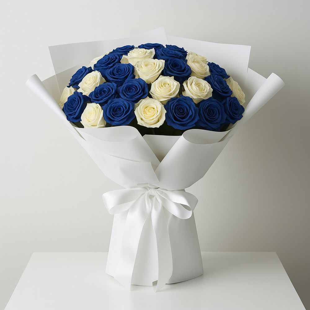 Bouquet Rose Bianche e Blu